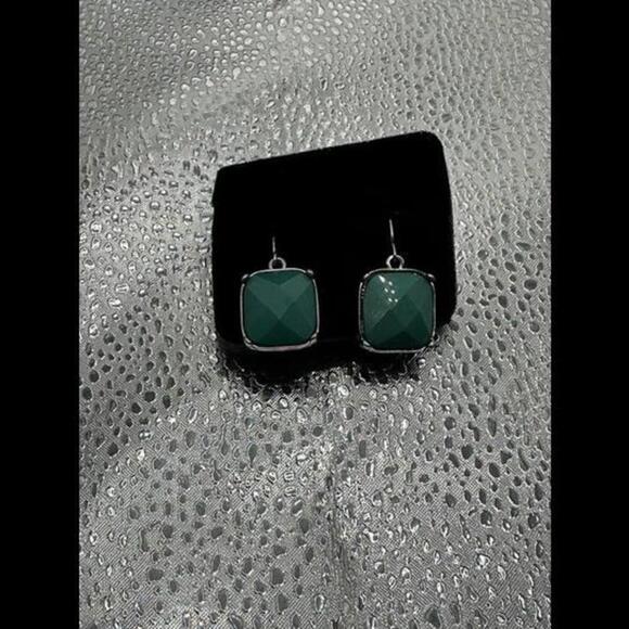 Jewelry - Earrings